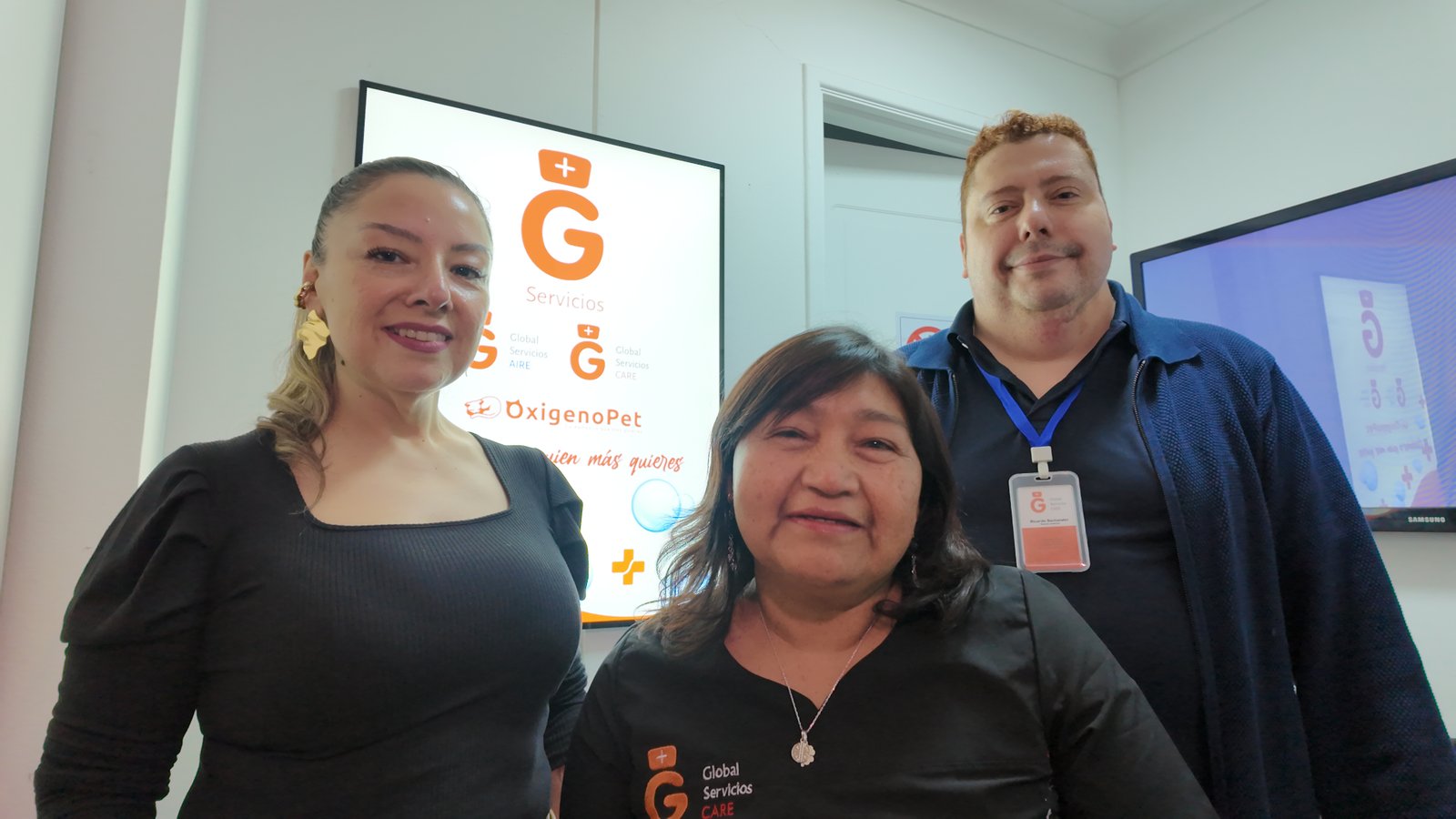 Equipo de Global Servicios Care reunido